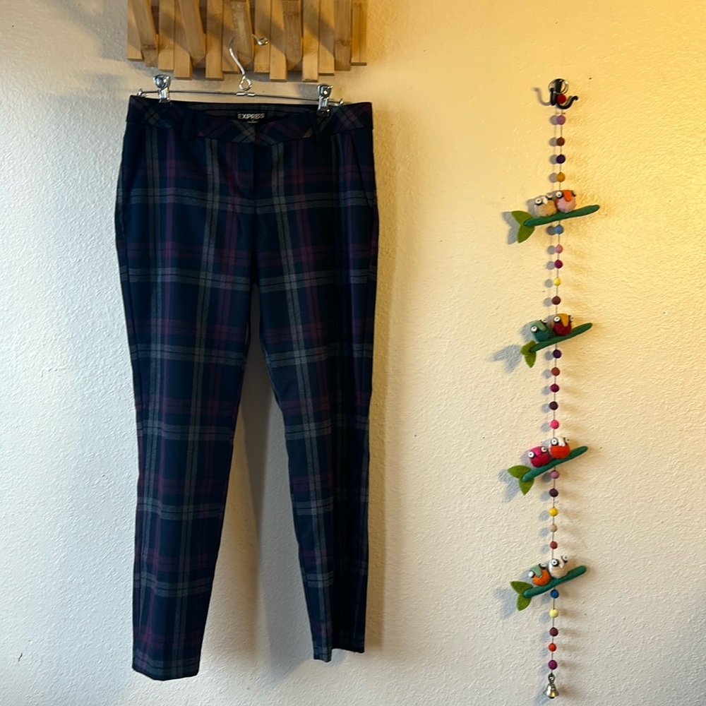 EXPRESS Pants COLUMNIST Navy Berry Combo Plaid Mid Rise Prep School Academia 4